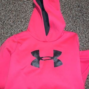 Women’s under armor hoodie!!